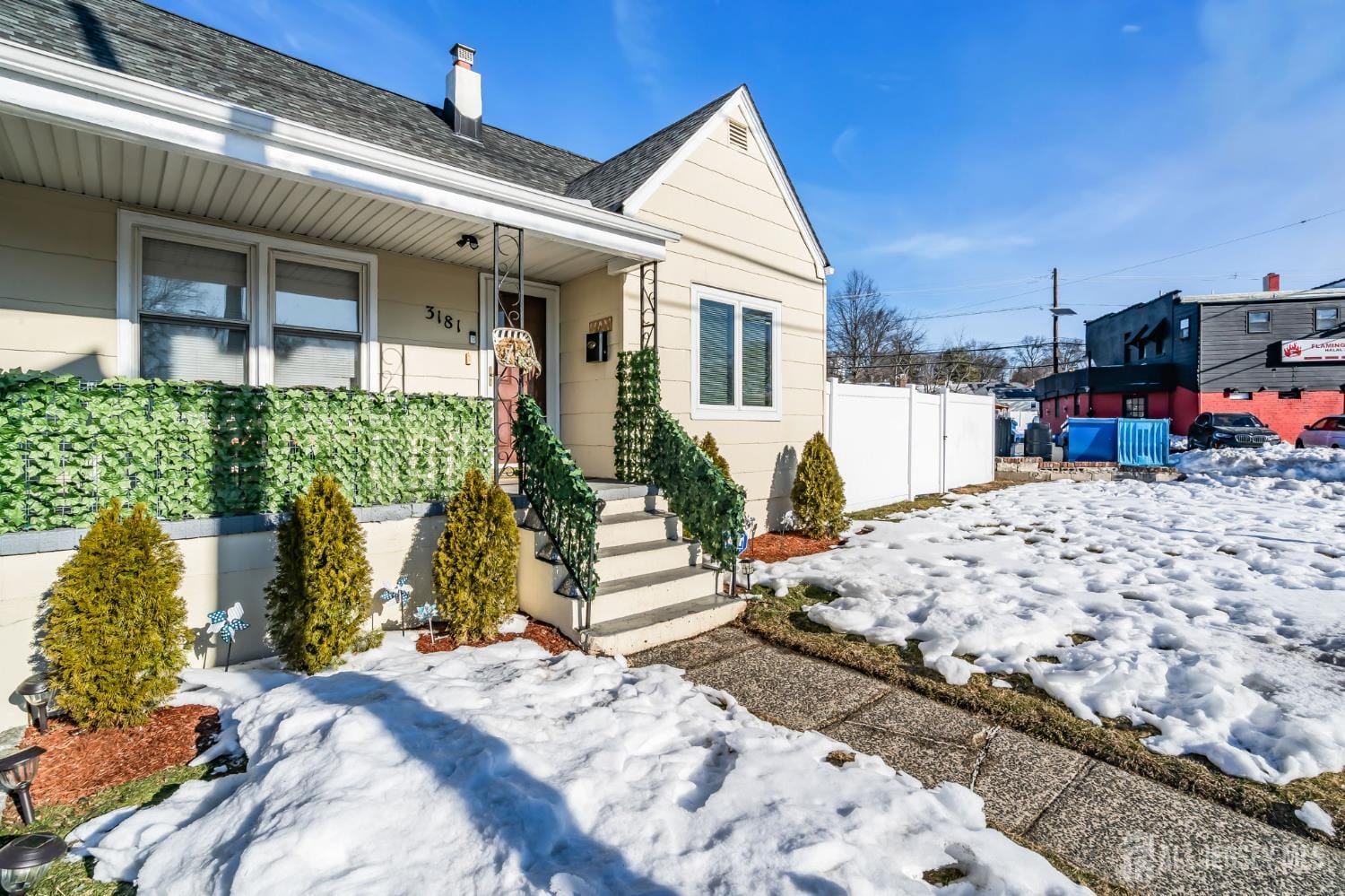 3181 woodbridge Avenue Image 4