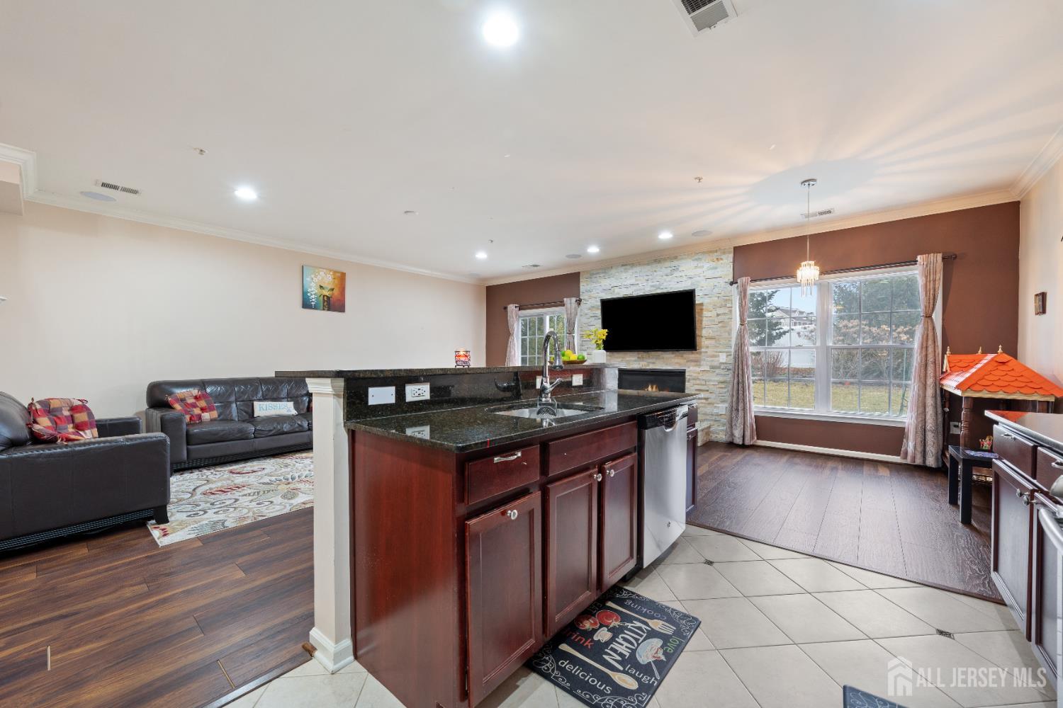 66 Morgan Way, Monroe, NJ, 08831 image 15