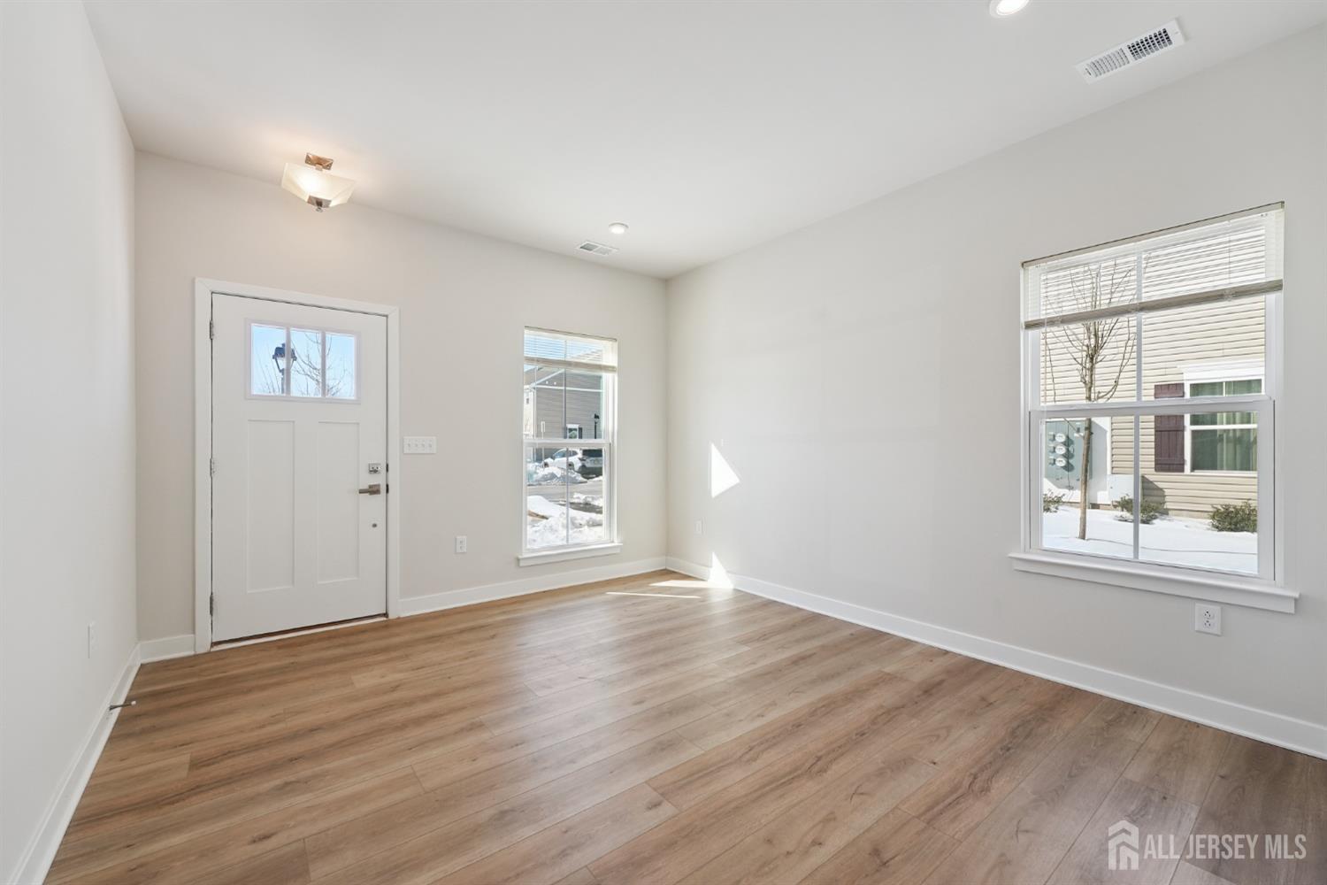 20 Owen Court Image 4