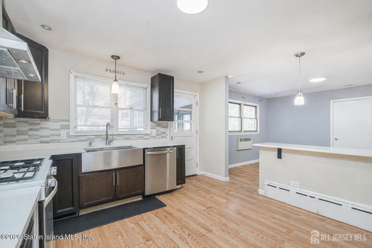 120 Lincoln Street, South Amboy, NJ, 08879 image 8