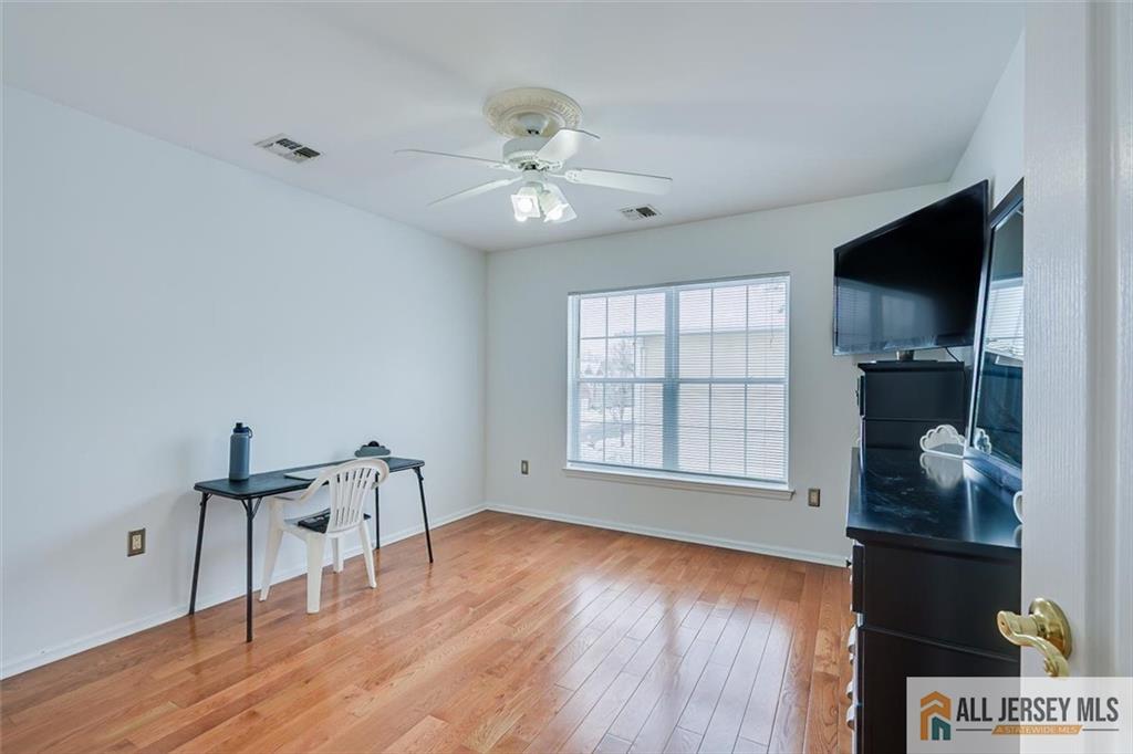 53 Kelly Way, South Brunswick, NJ, 08852 image 40