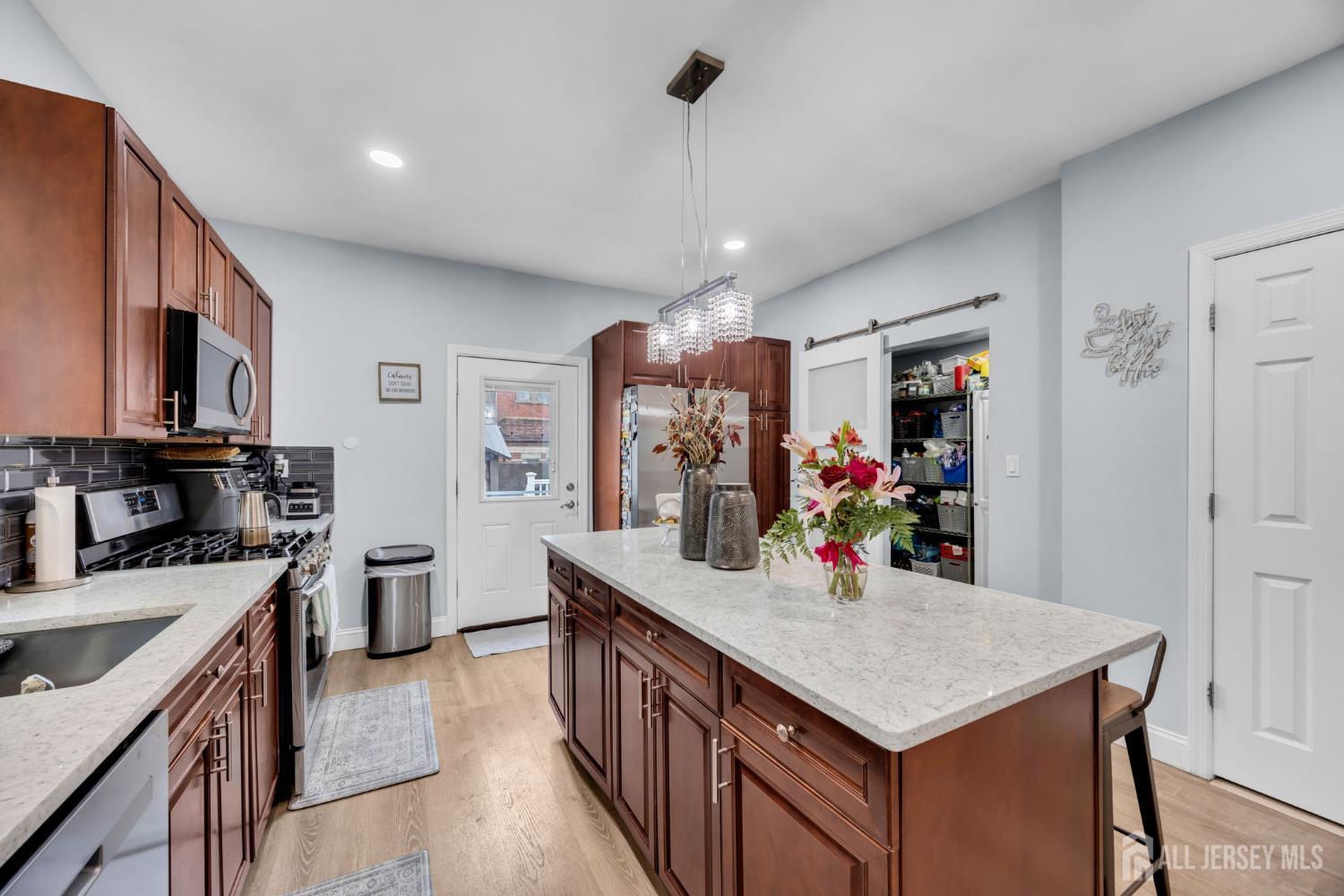 135 Brighton Avenue, Perth Amboy, NJ, 08861 image 16