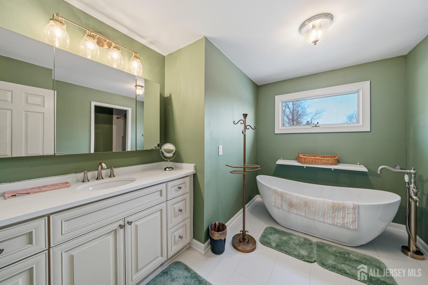 4 SANTINA Court, Lawrence, NJ, 08648 image 29