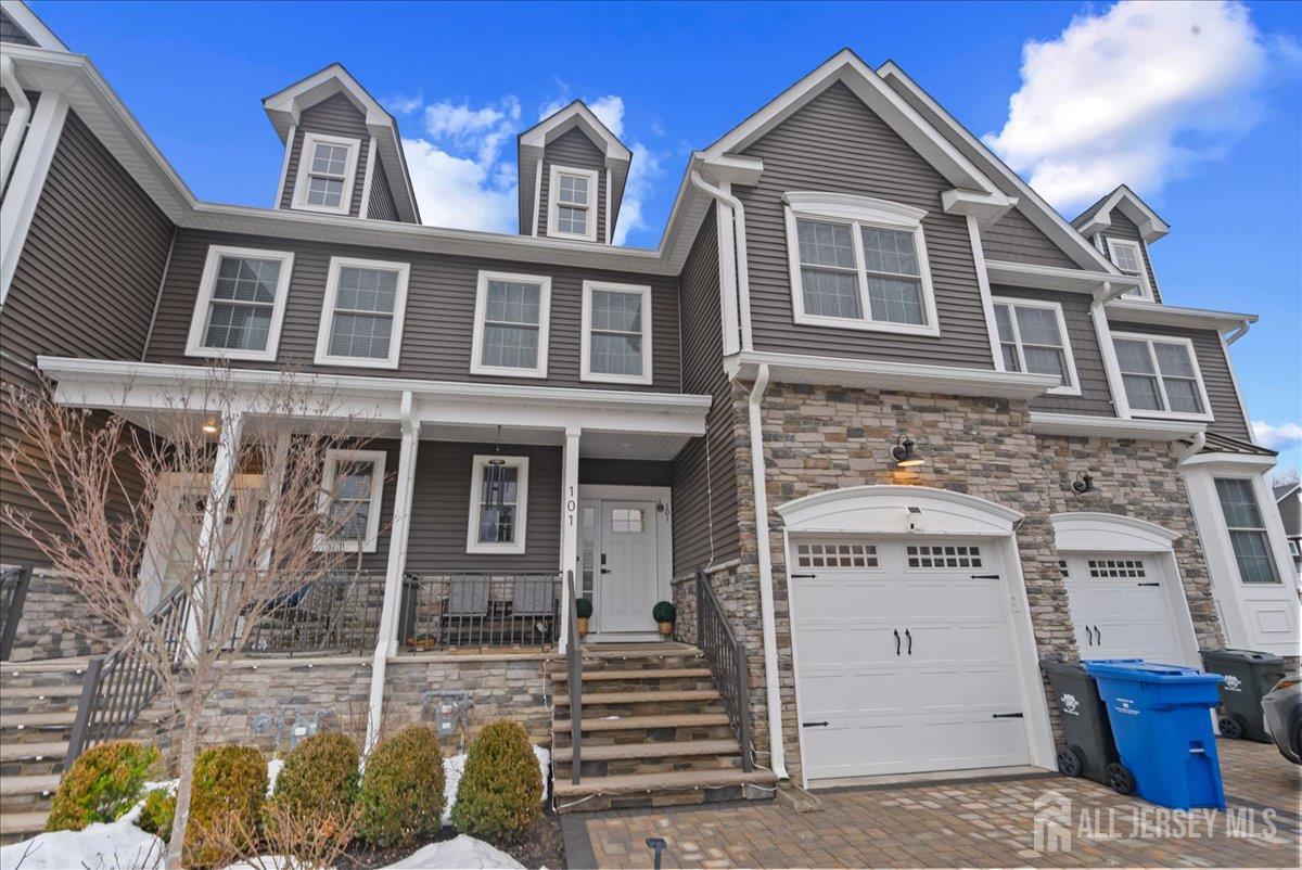 101 Valentino Drive Image 1