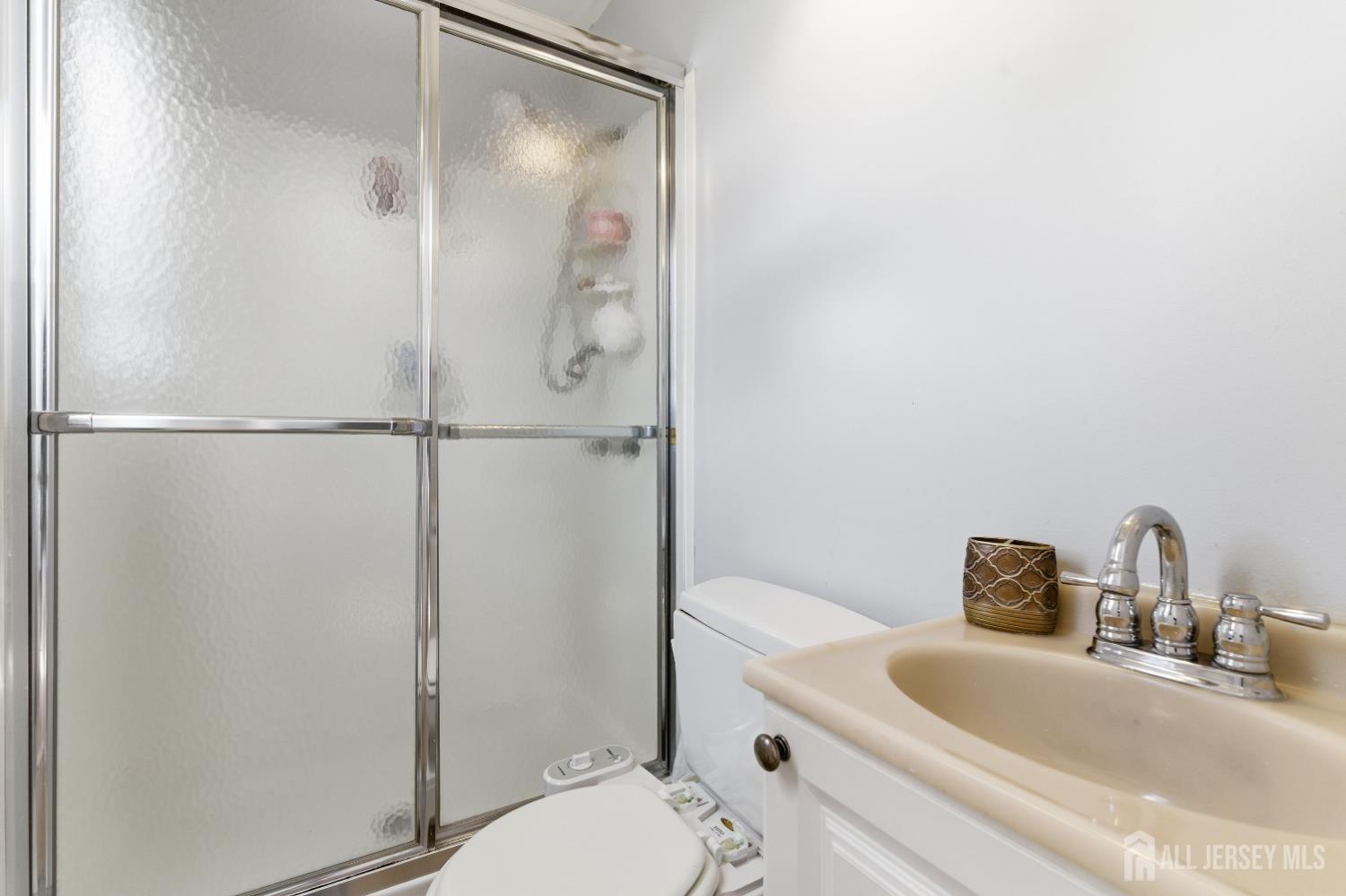 115 Madison Street, Sayreville, NJ, 08879 image 23