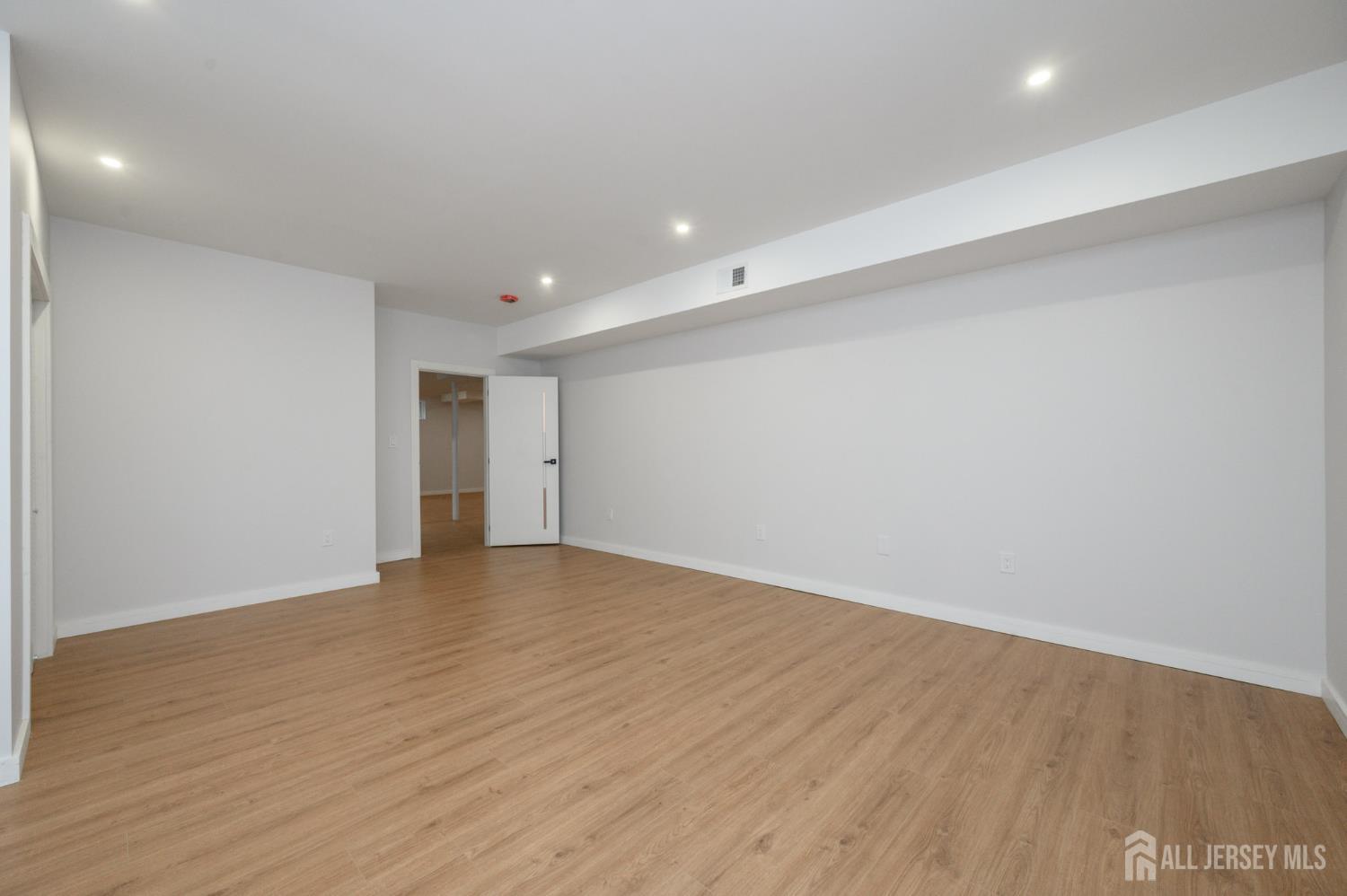 226 Washington Avenue, Milltown, NJ, 08850 image 47