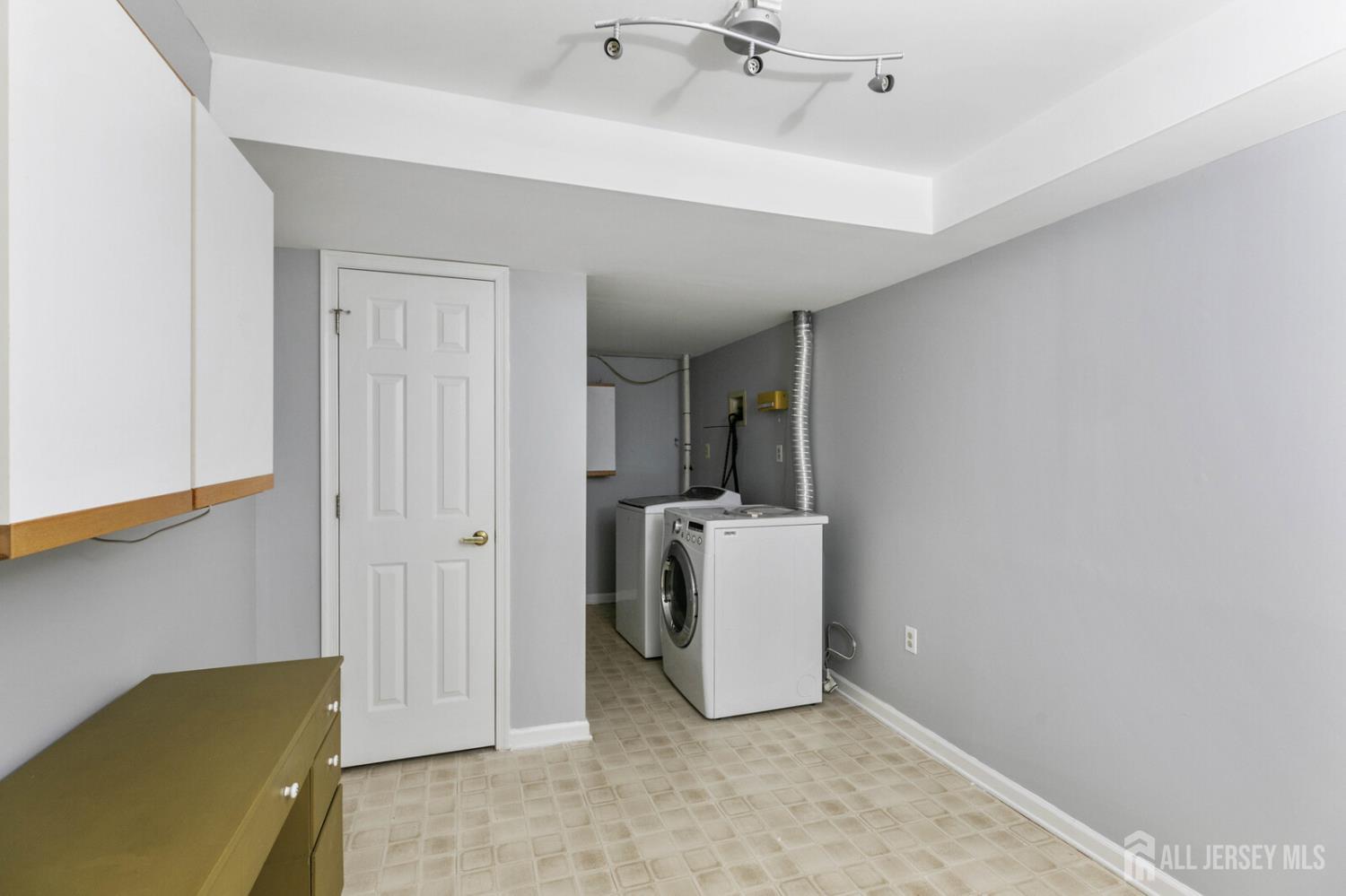 76 Coriander Drive, South Brunswick, NJ, 08540 image 24