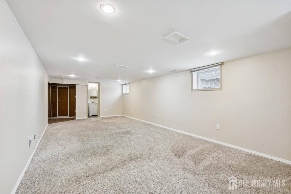 95 J F Kennedy Drive, Milltown, NJ, 08850 image 24