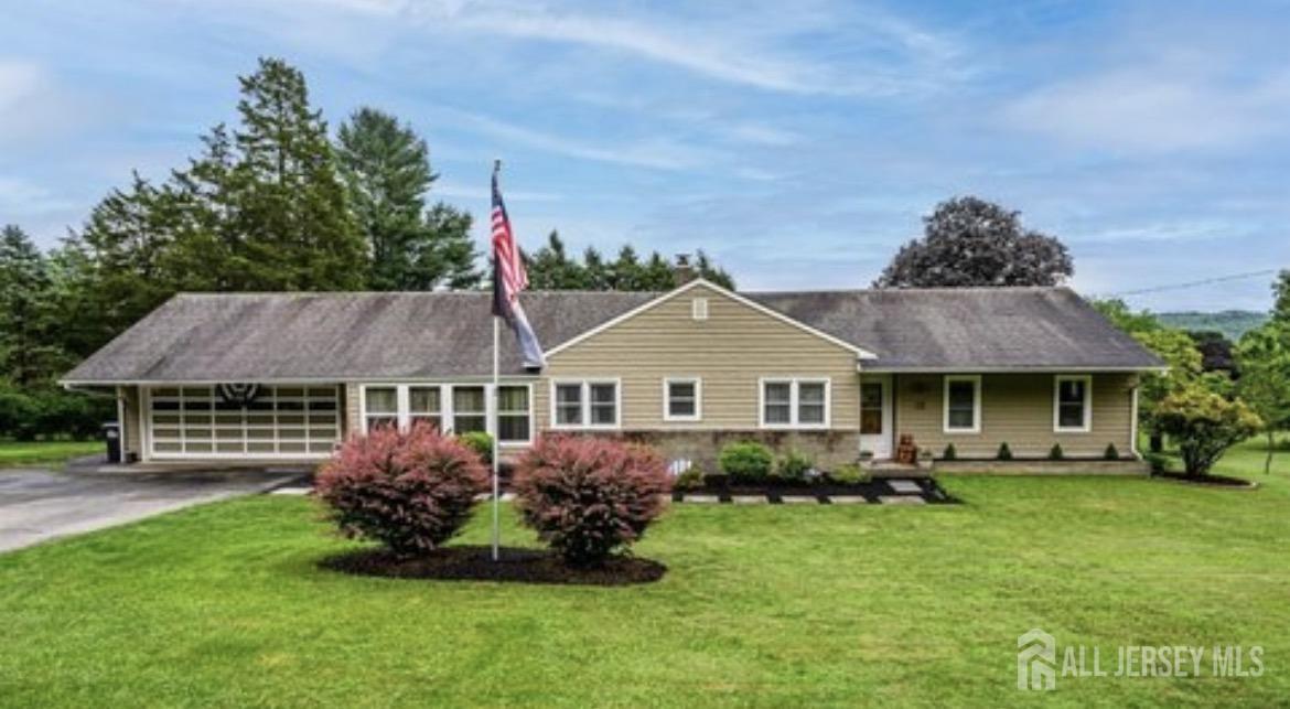 16 Dogwood Lane, Washington Twp, NJ, 07882