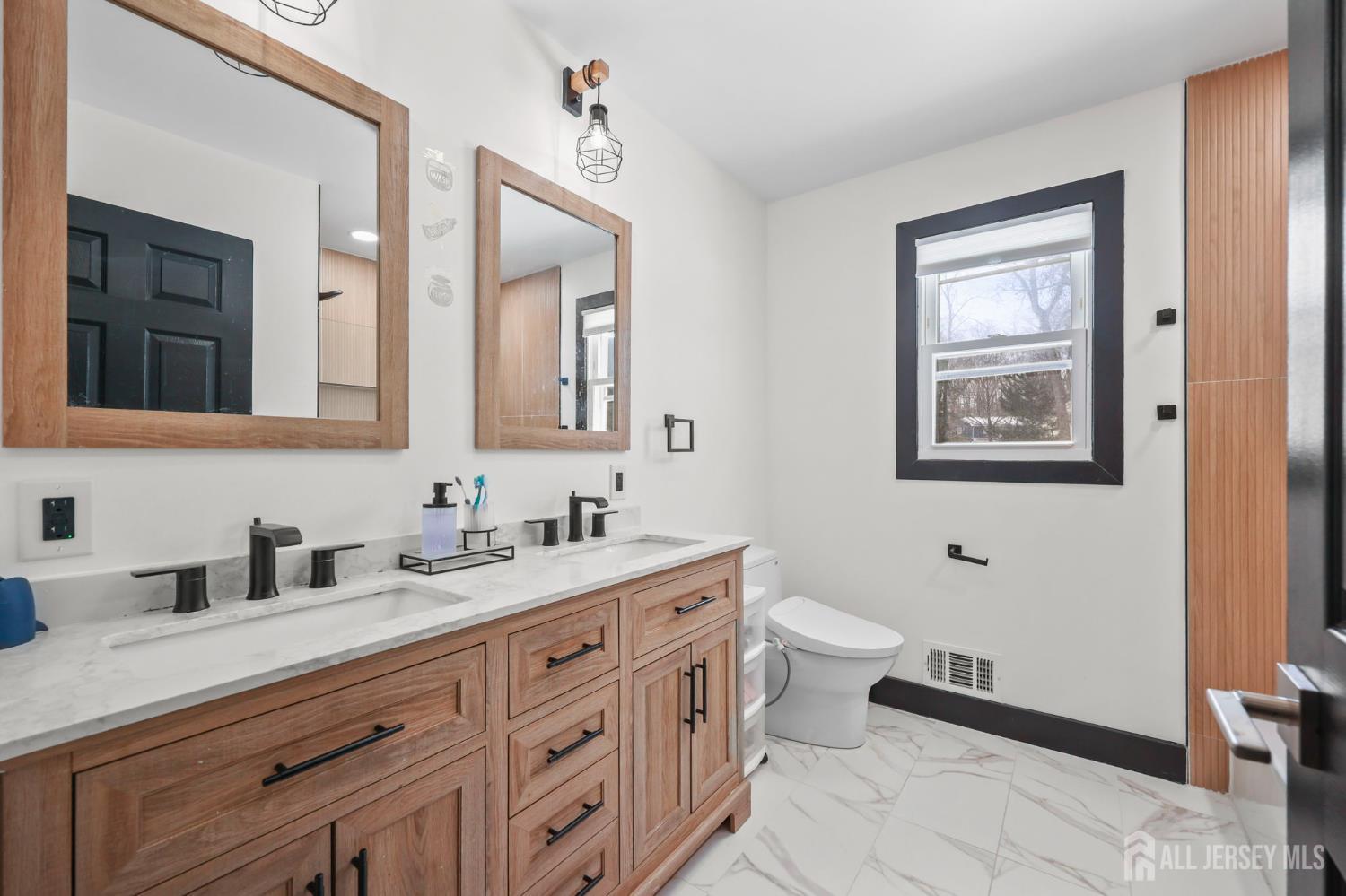 34 Sandalwood Drive, East Brunswick, NJ, 08816 image 23