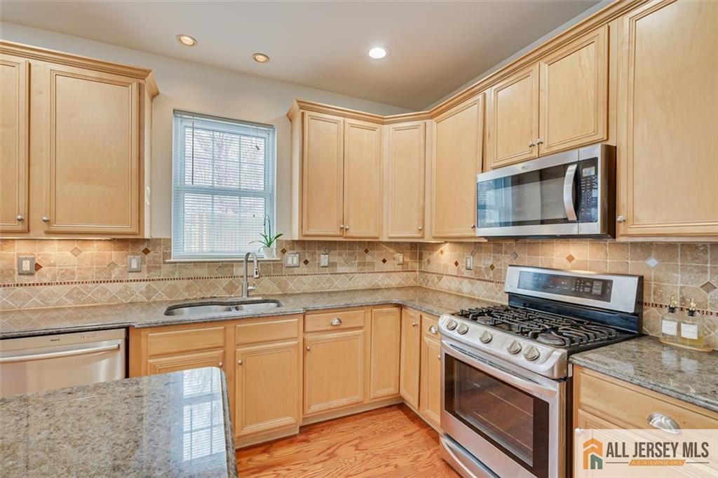 53 Kelly Way, South Brunswick, NJ, 08852 image 17