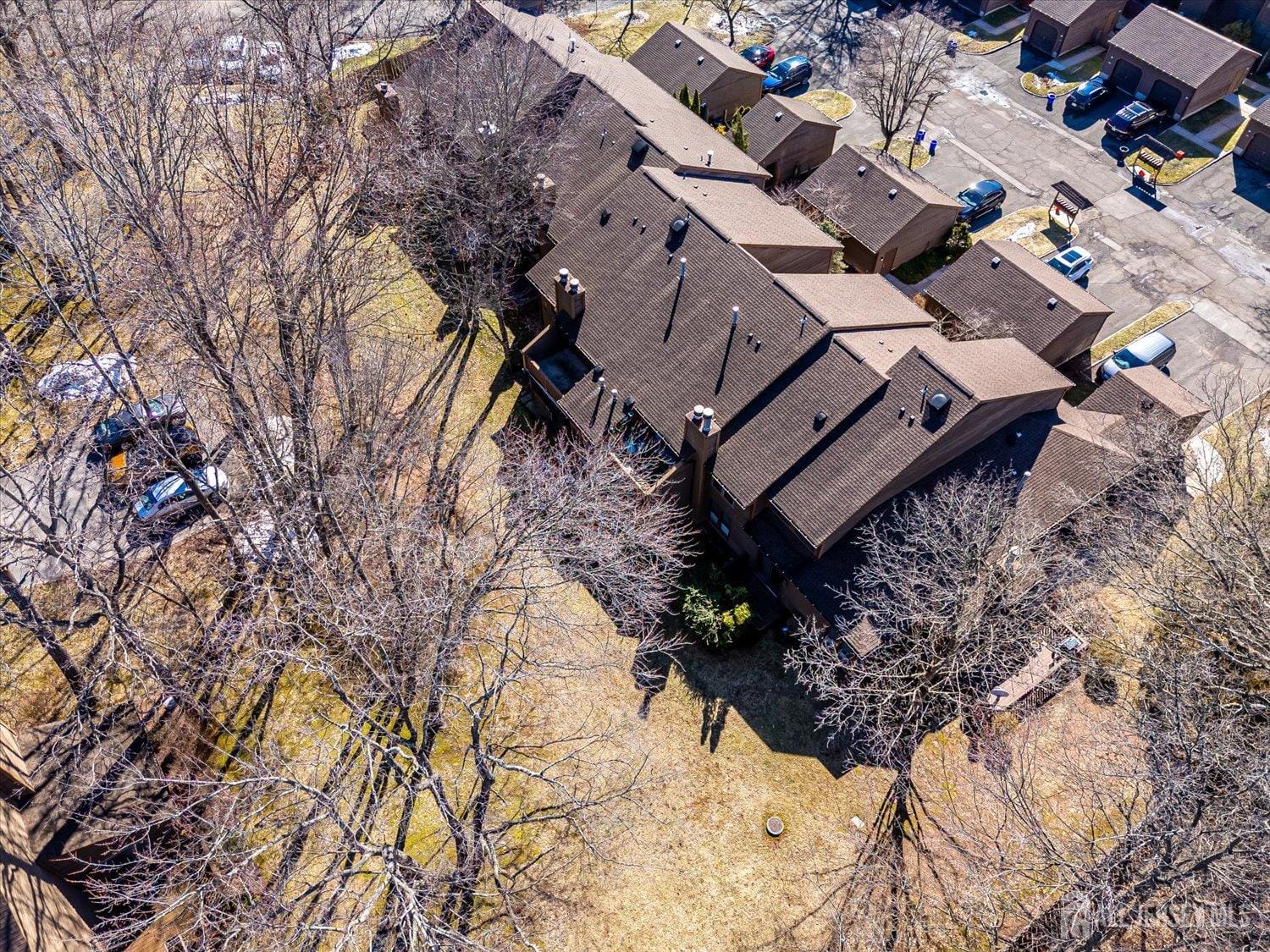 133 Oakmont Court, Edison, NJ, 08820 image 10