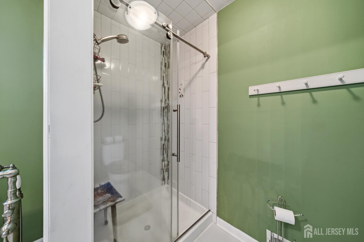 4 SANTINA Court, Lawrence, NJ, 08648 image 32