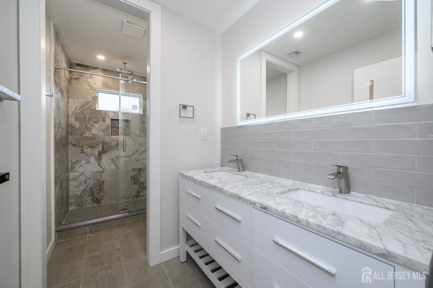 226 Washington Avenue, Milltown, NJ, 08850 image 29