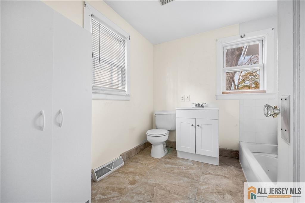 638 Beachwood Boulevard, Beachwood, NJ, 08722 image 8