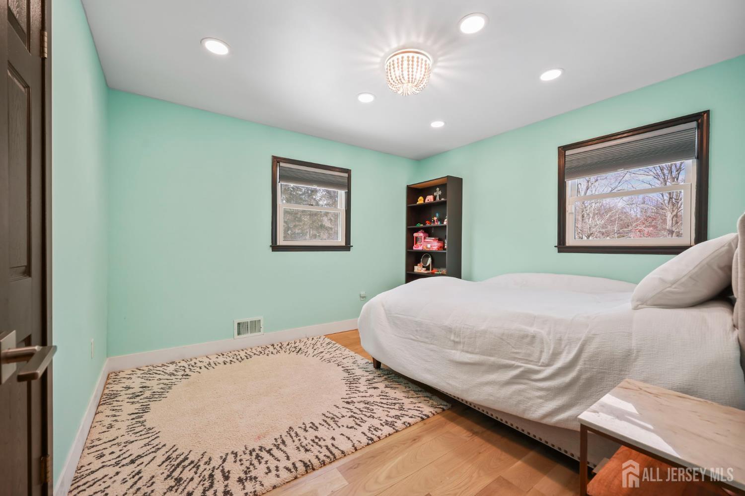 34 Sandalwood Drive, East Brunswick, NJ, 08816 image 22