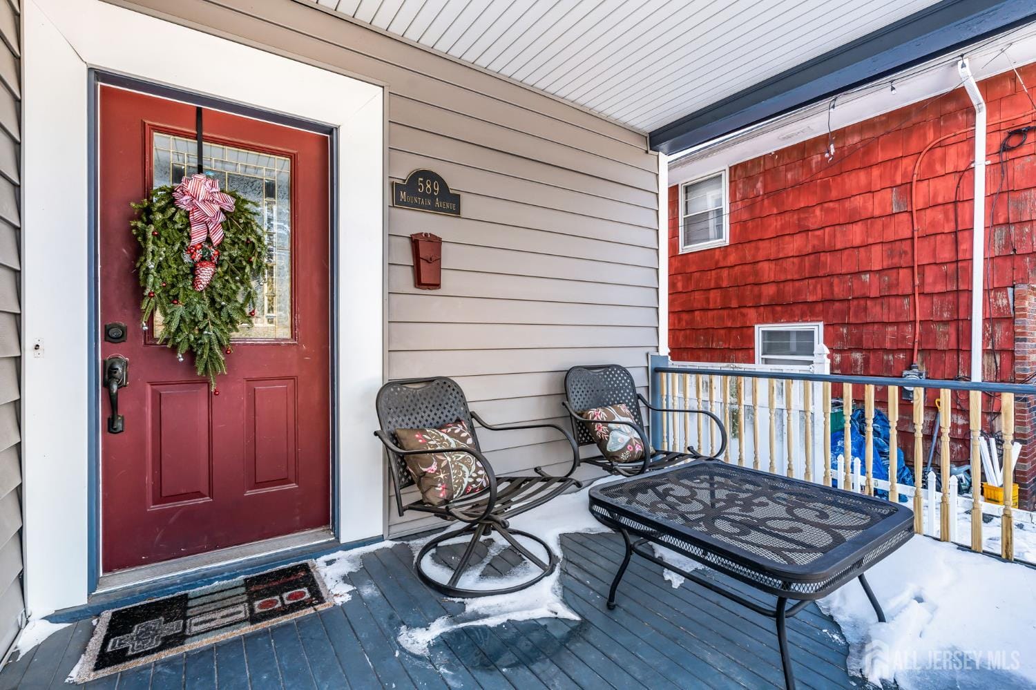 589 Mountain Avenue Image 2