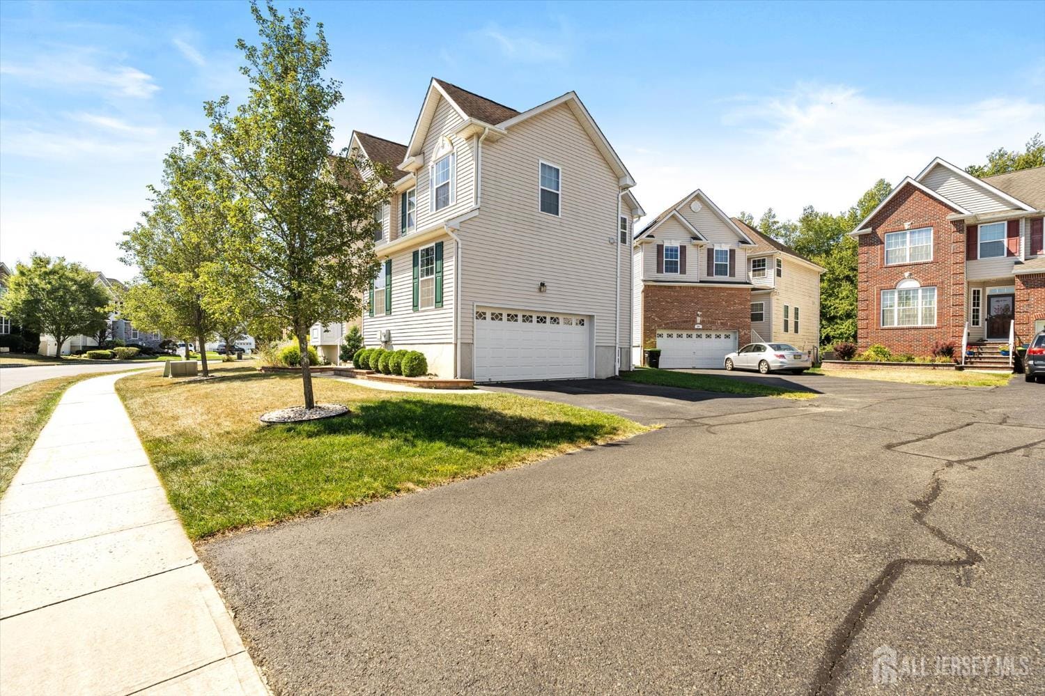 221 Morning Glory Drive Image 2