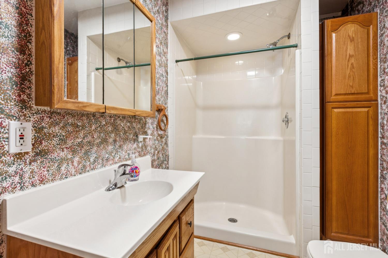 22 Roosevelt Street, South River, NJ, 08882 image 9