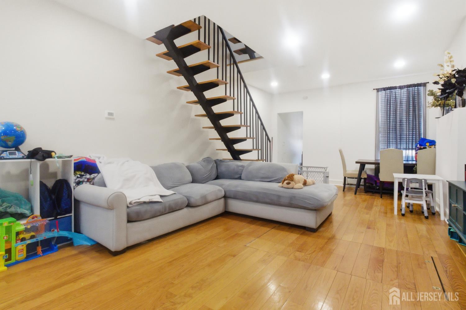 245 Clay Street, Trenton, NJ, 08611