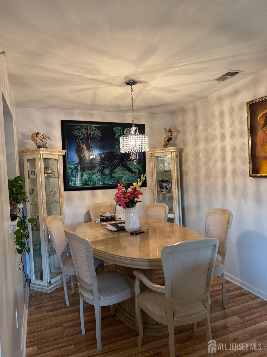 1035 dogwood Court 1035 Image 2