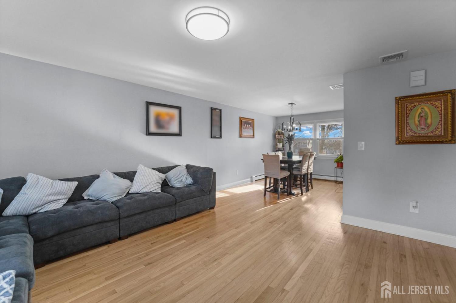 428 Helfin Street Image 4