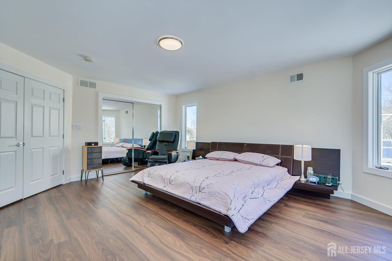 37 Jernee Drive, East Brunswick, NJ, 08816 image 54