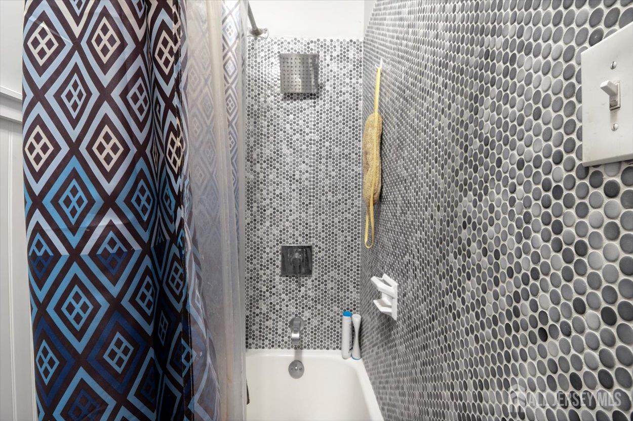 111 Center Street, Metuchen, NJ, 08840 image 19