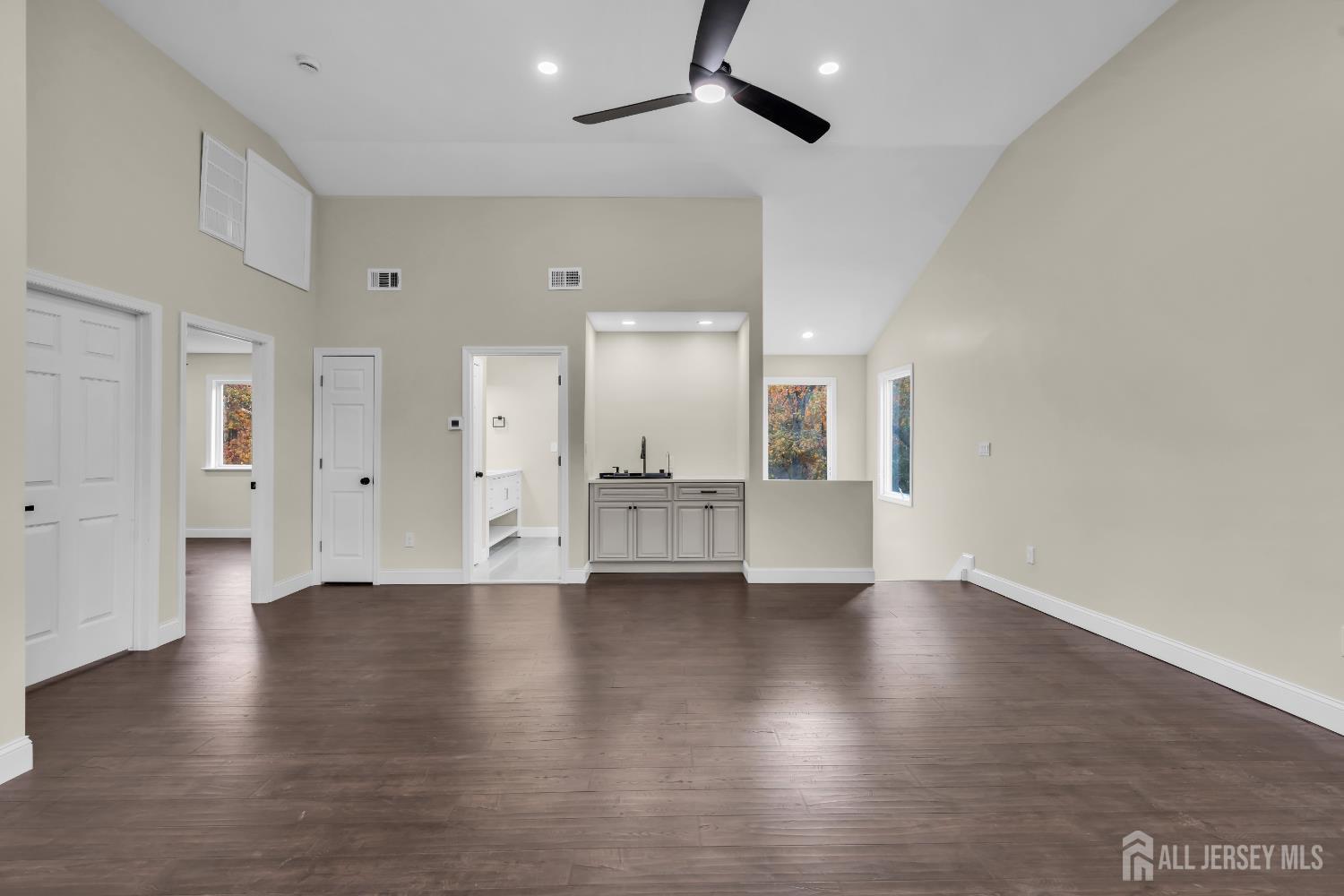 537 S Atlantic Avenue, Aberdeen, NJ, 07747 image 72