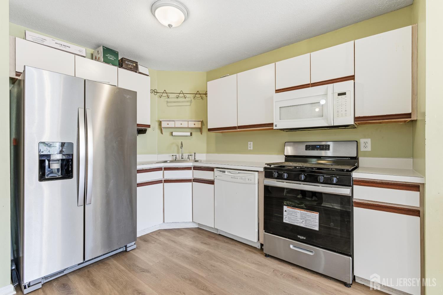 21 Newburgh Drive, Edison, NJ, 08820 image 7