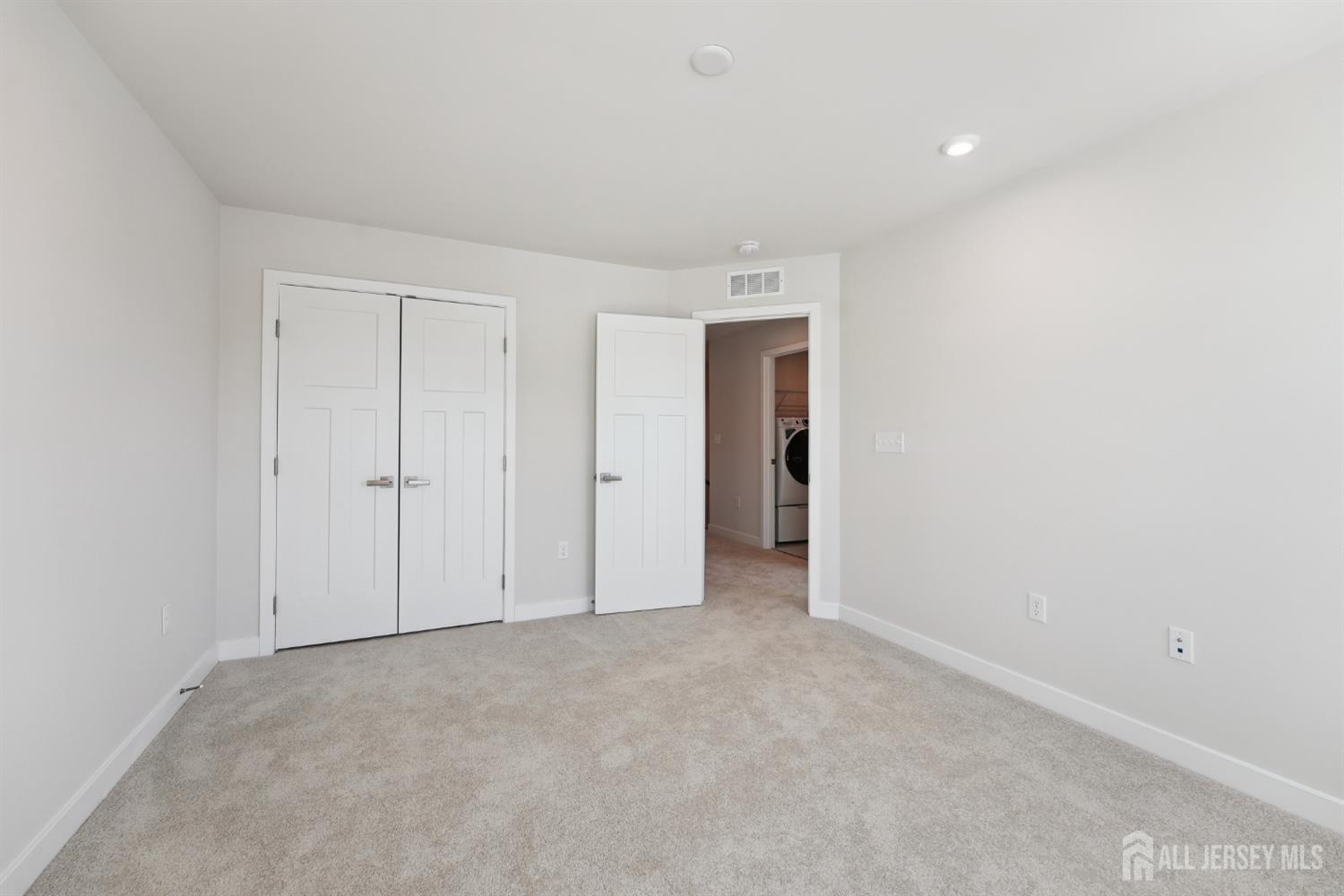 20 Owen Court, Franklin Twsp, NJ, 08873 image 37