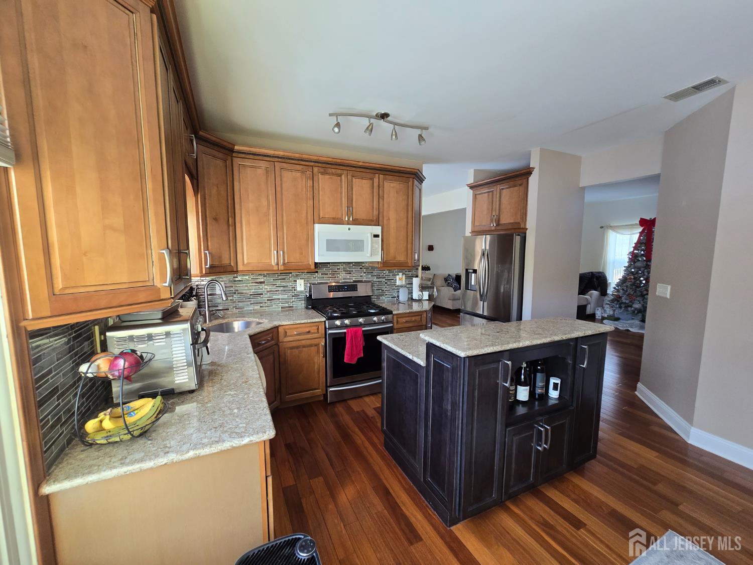 4 Castle Court, Somerville, NJ, 08873 image 8