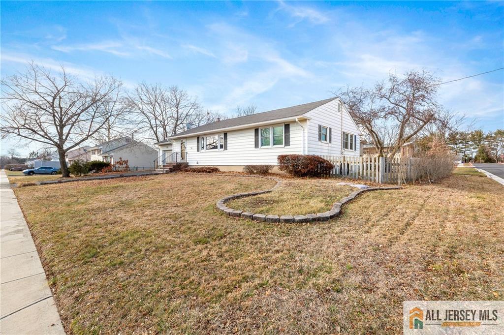 223 Plainfield Avenue Image 3