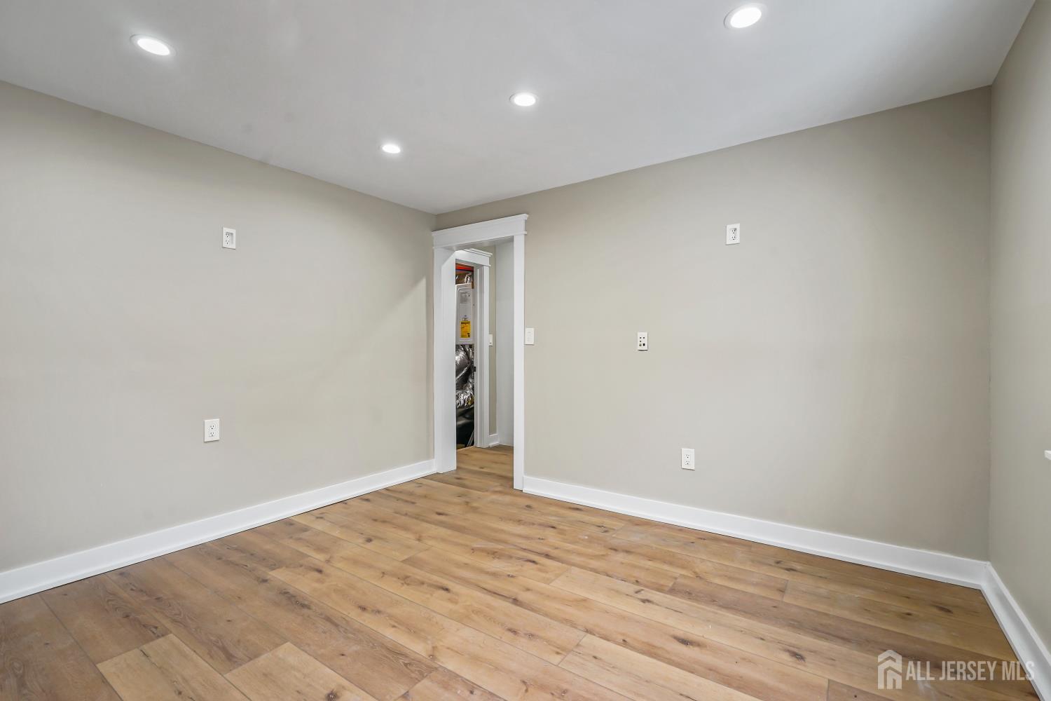 820 front Street, Dunellen, NJ, 08812 image 20