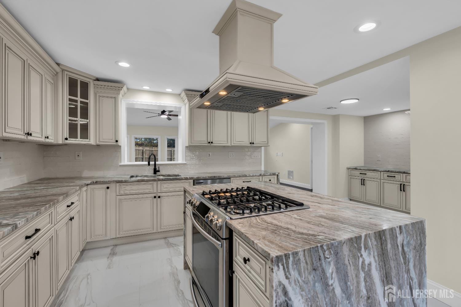 537 S Atlantic Avenue, Aberdeen, NJ, 07747 image 28