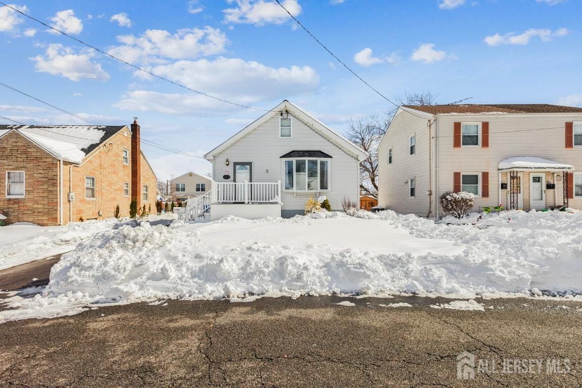 584 Garden Avenue Image 2