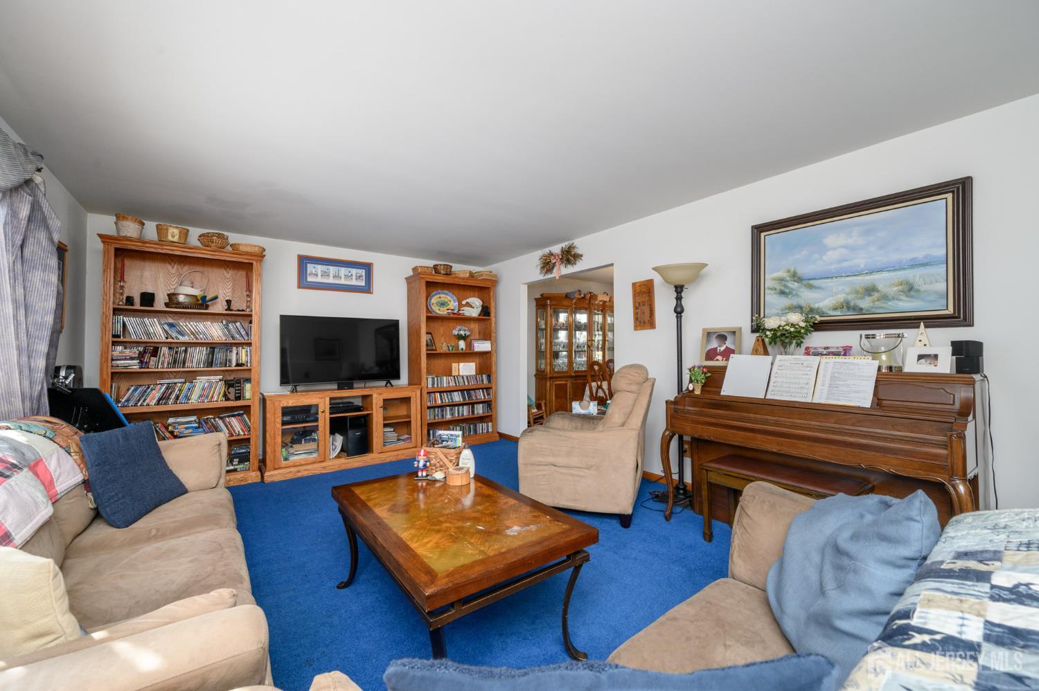 20 Mulford Lane Image 4