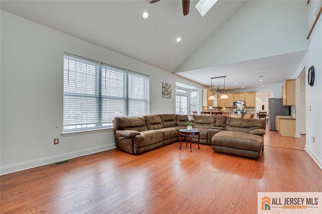 53 Kelly Way, South Brunswick, NJ, 08852 image 23