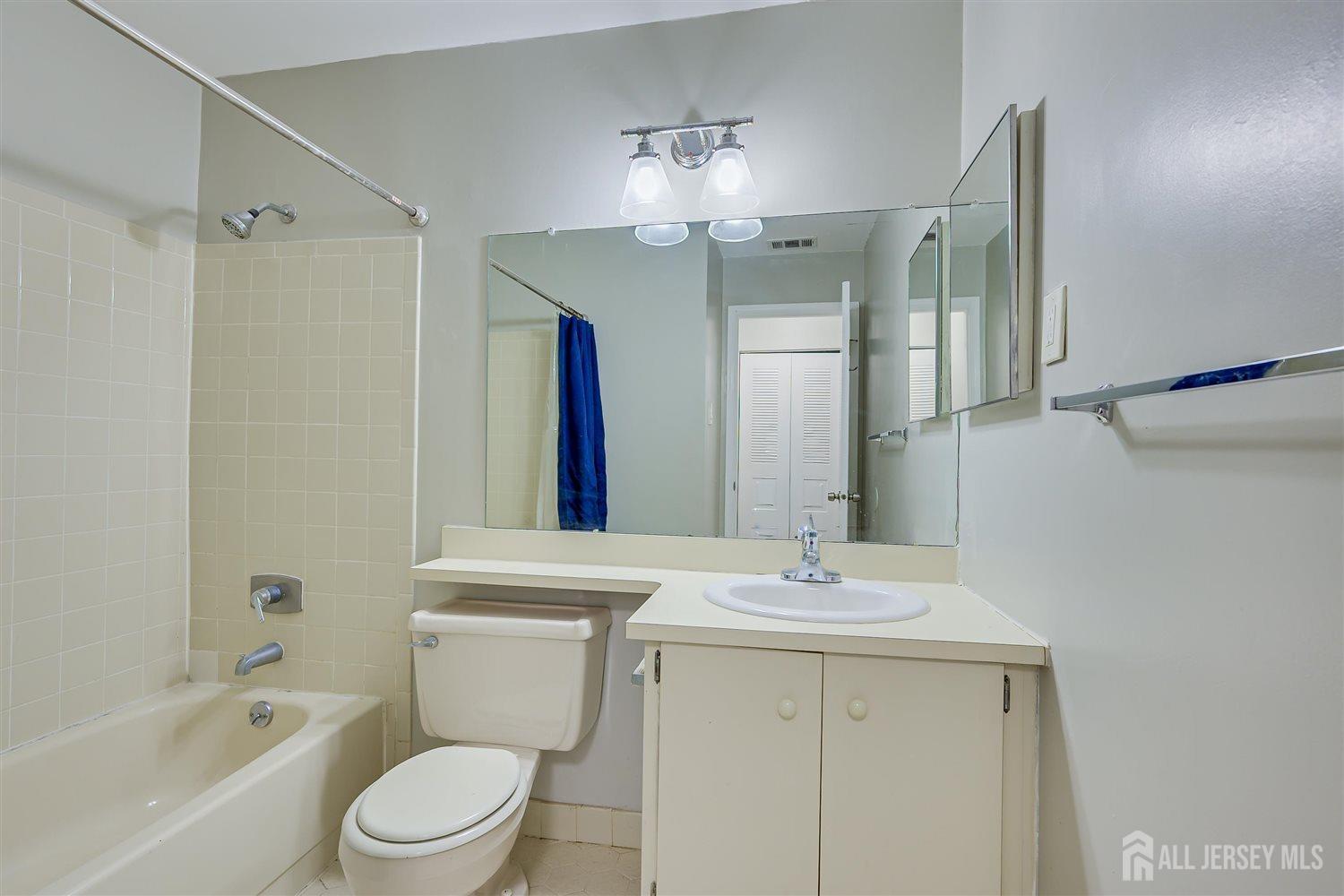 138 pennsylvania Way, North Brunswick, NJ, 08902 image 18