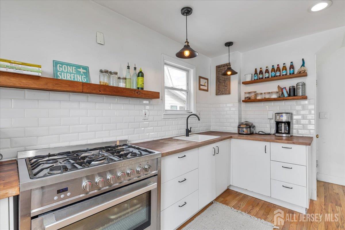 1044 Madison Hill Road, Clark, NJ, 07066 image 15