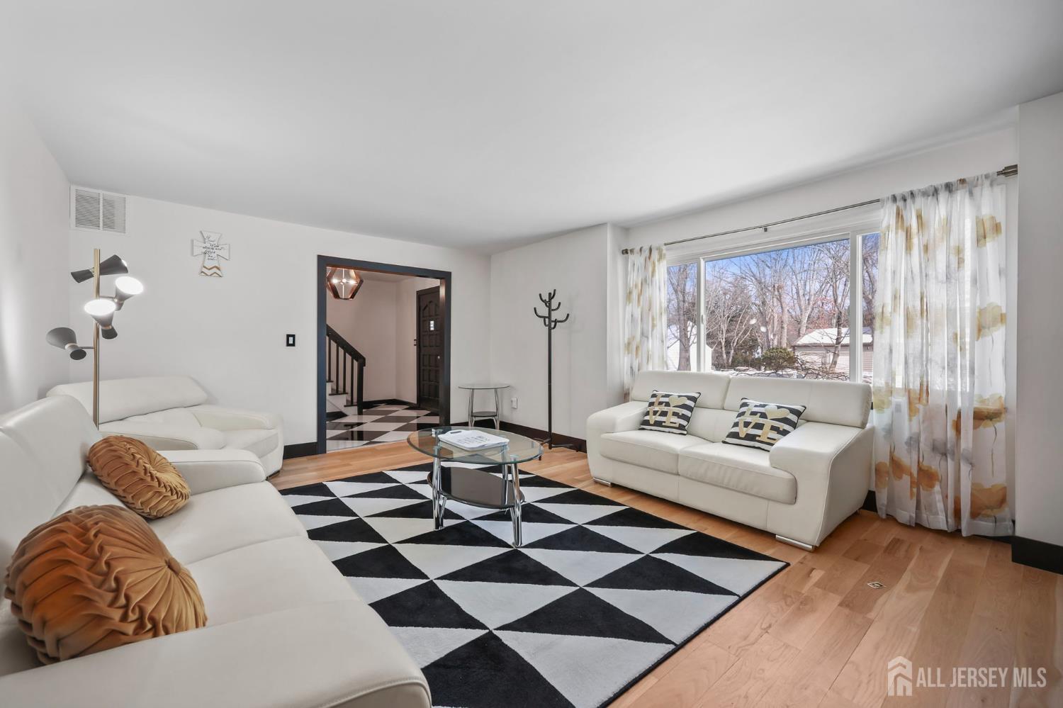 34 Sandalwood Drive, East Brunswick, NJ, 08816 image 9