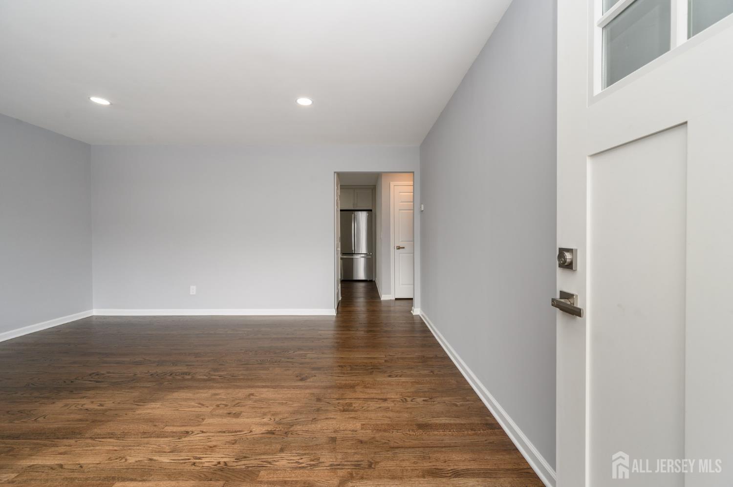 311 Chestnut Street Image 3