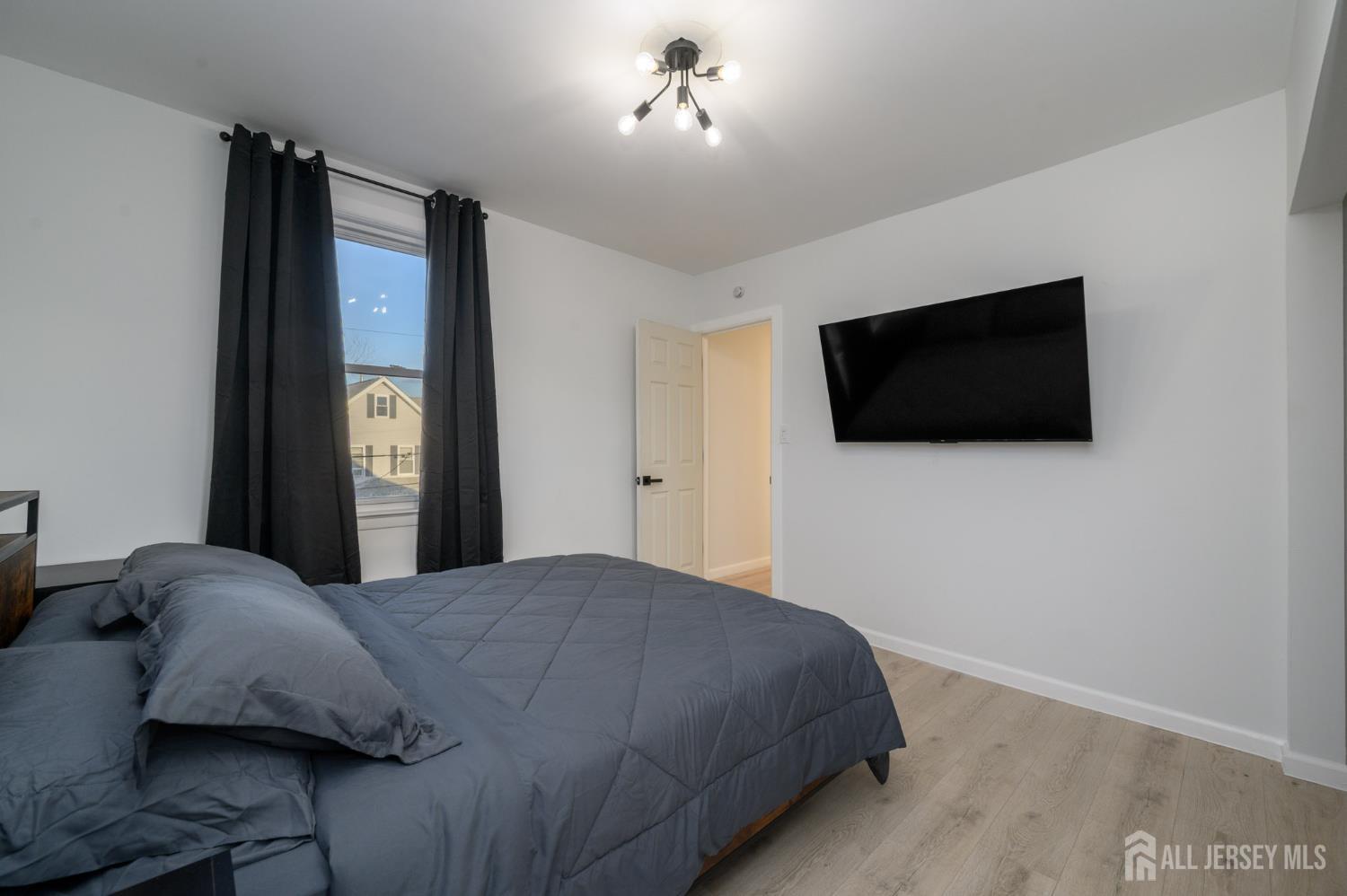 8 Milton Avenue, South River, NJ, 08882 image 28