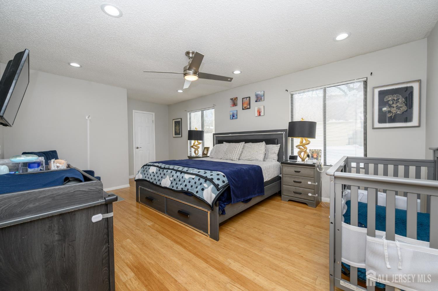 35 Carriage Place, Edison, NJ, 08820 image 25