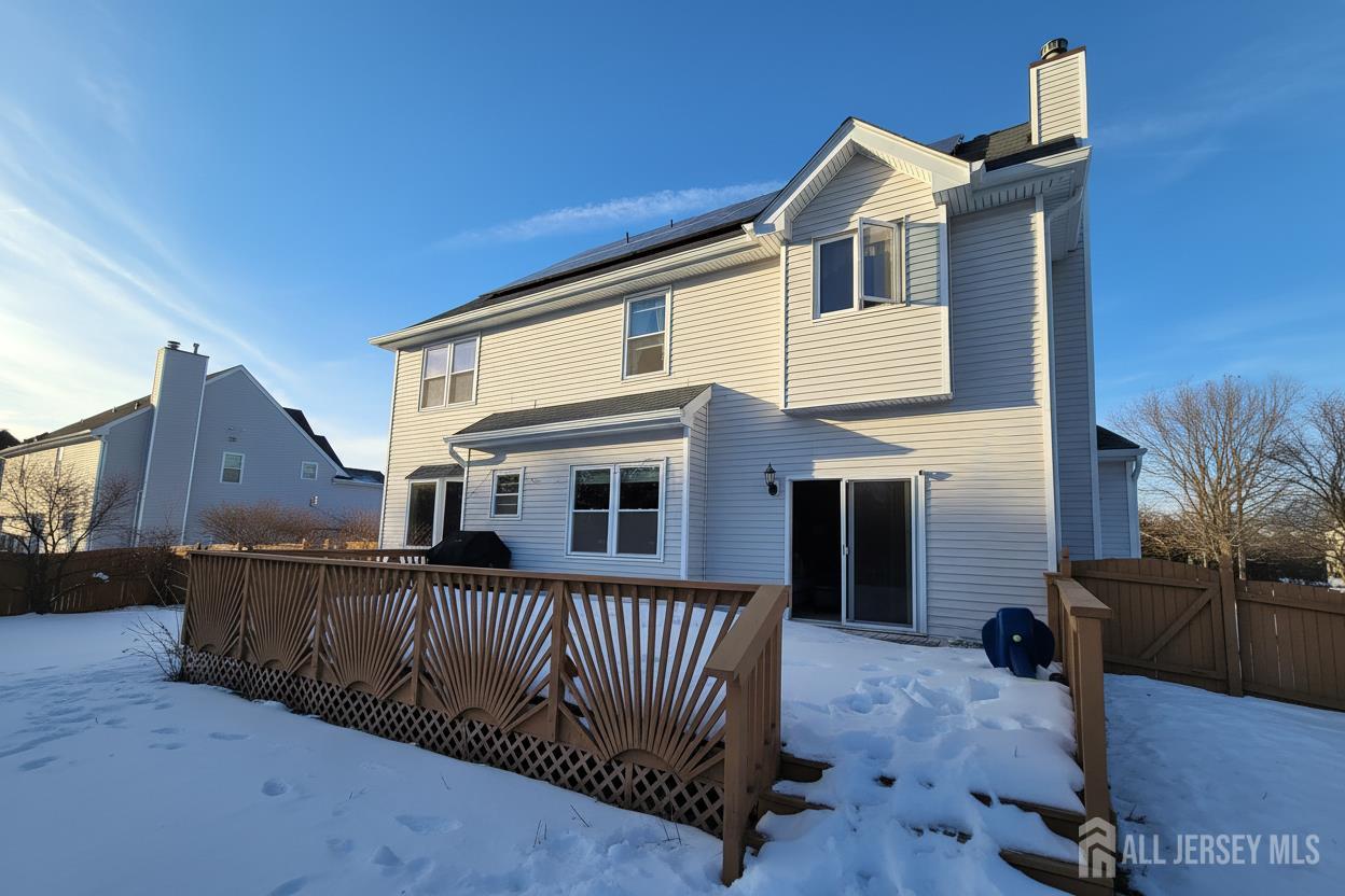 4 Castle Court Image 3