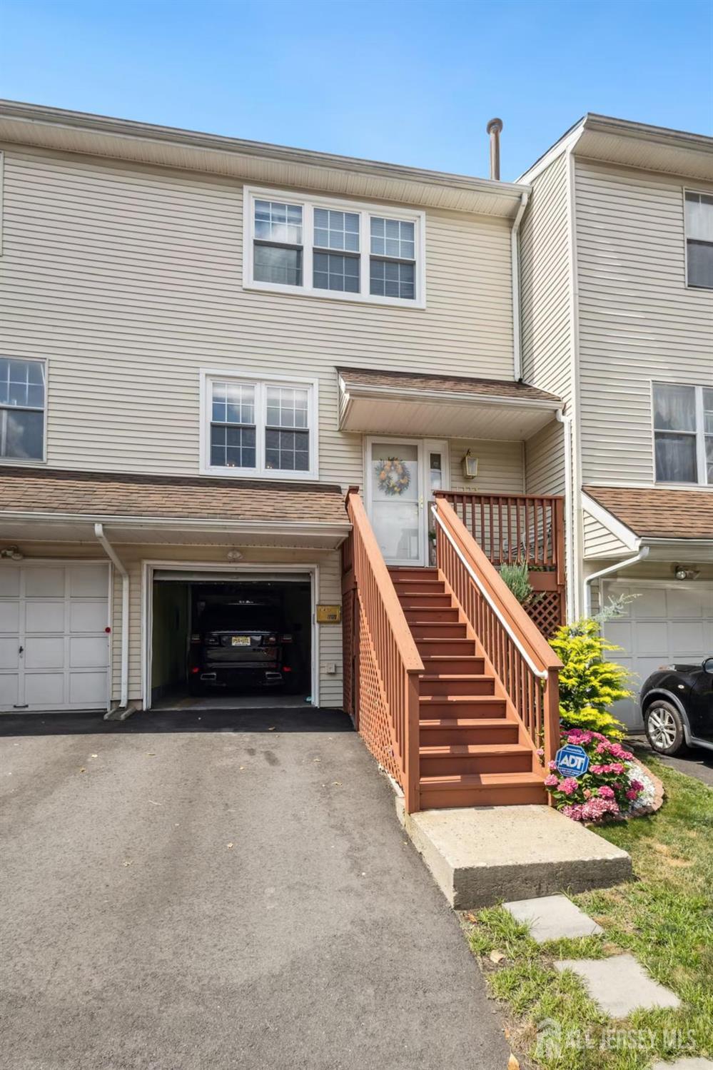 124 lawrence Street Image 2