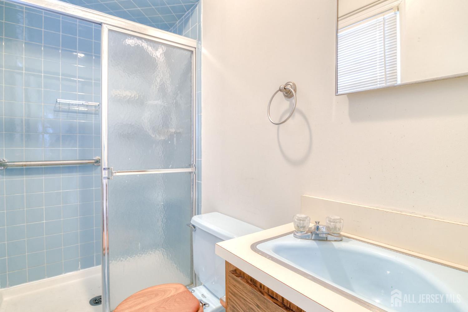 61 Ochs Avenue, Milltown, NJ, 08850 image 24