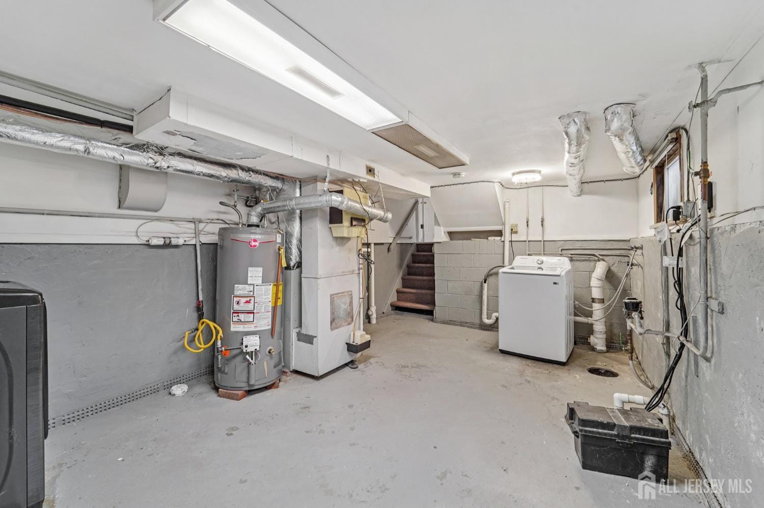 32 Waverly Dr Image 1