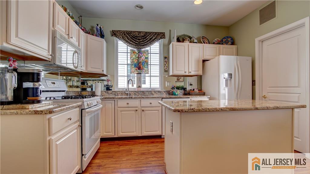 354 Harrier Drive, Monroe, NJ, 08831 image 31