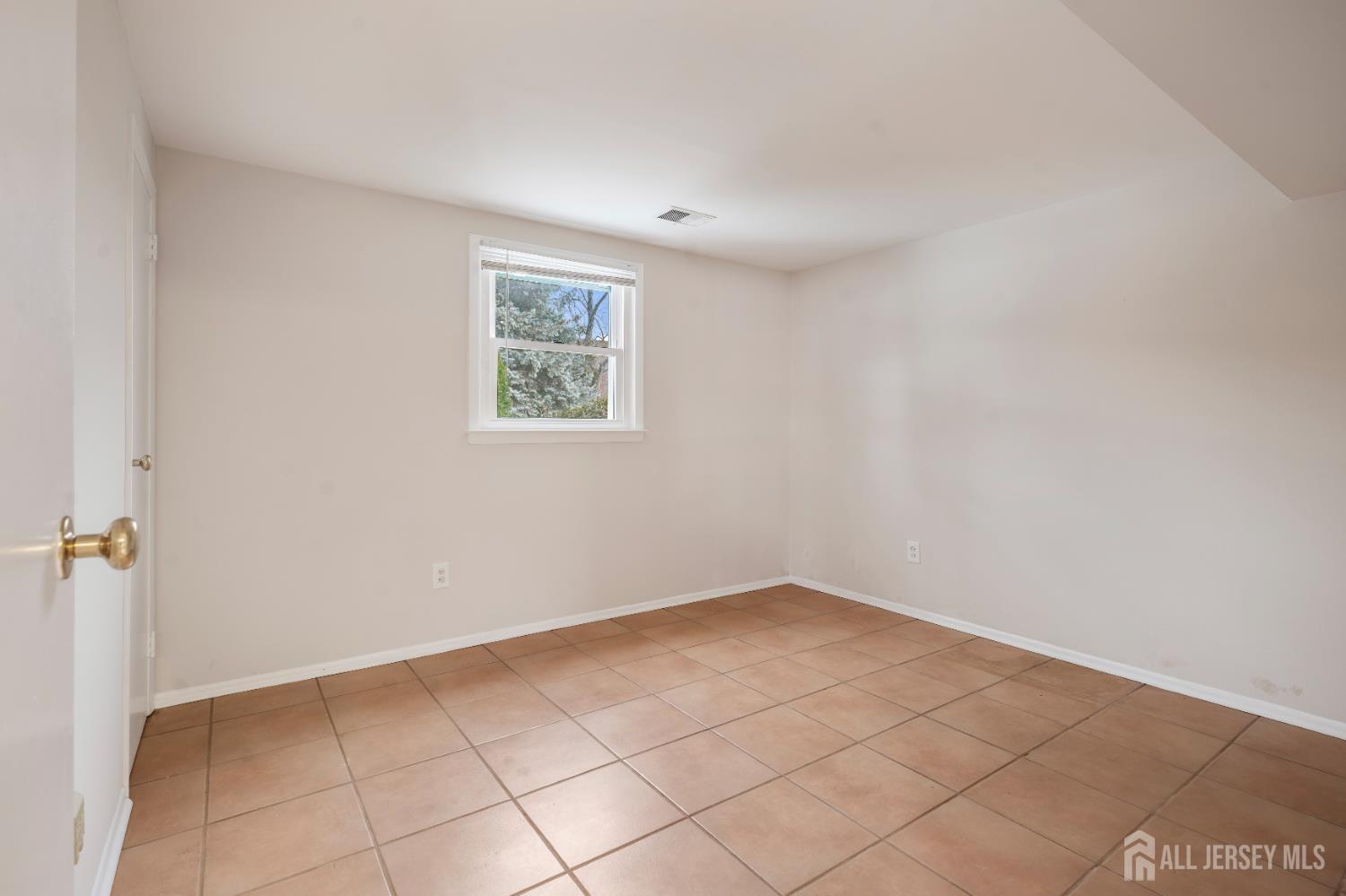 17 Sherry Road, East Brunswick, NJ, 08816 image 22